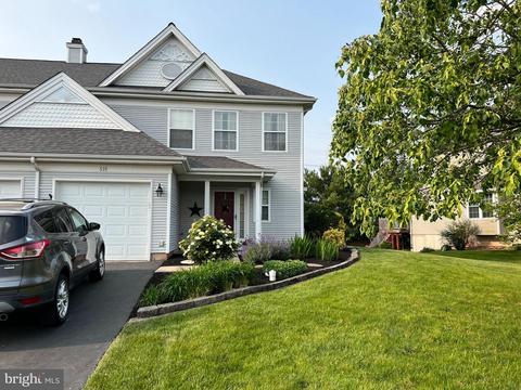 535 Musket Ct, Collegeville, PA 19426