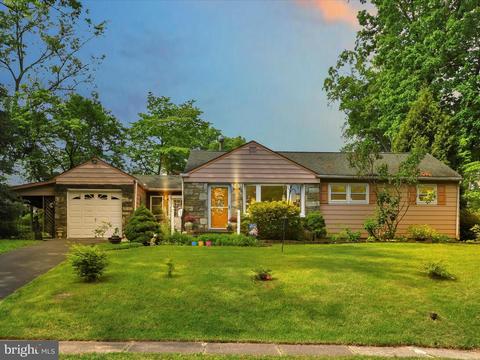 612 Beechwood Rd, Willow Grove, PA 19090