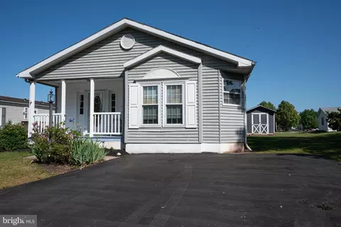 377 Williams Ln, Red Hill, PA 18076