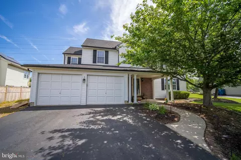 241 Winchester Dr, Horsham, PA 19044