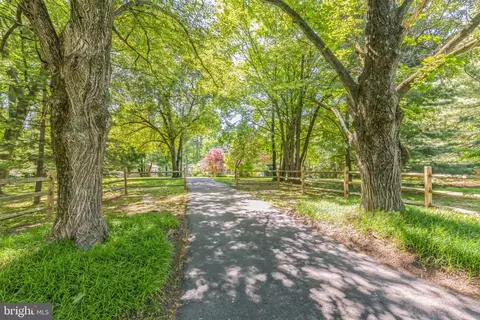 1567 Dillon Rd, Ambler, PA 19002