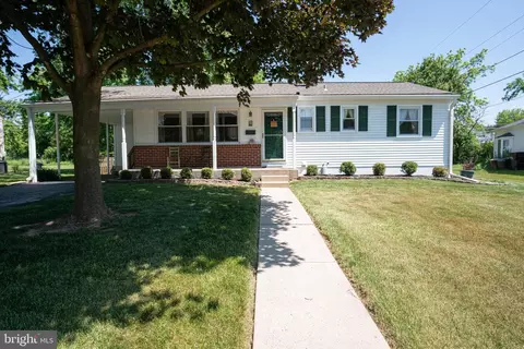 12 Branch Ave, Telford, PA 18969