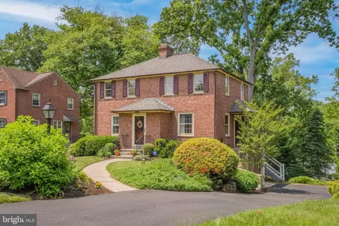 511 Lindley Rd, Glenside, PA 19038