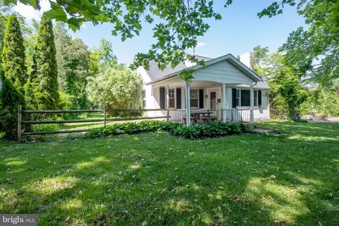 21 Culp Rd, Norristown, PA 19403