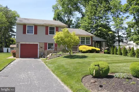 121 Evans Rd, Eagleville, PA 19403