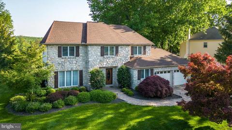 1965 Armstrong Dr, Lansdale, PA 19446