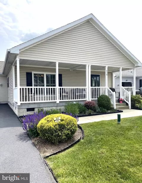 416 Dandelion Dr, Blue Bell, PA 19422