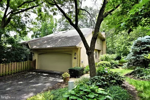 341 River Birch Cir #34-1, Elkins Park, PA 19027