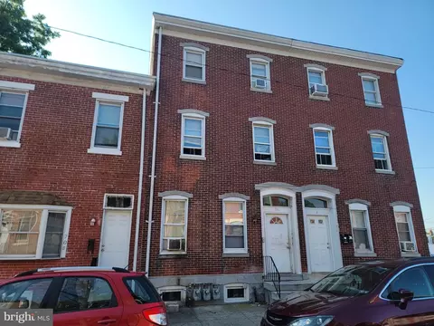 706 Chain St, Norristown, PA 19401