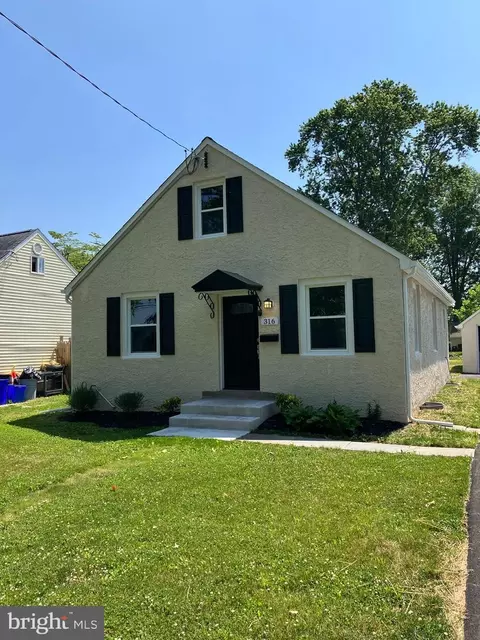 316 N Penn St, Hatboro, PA 19040