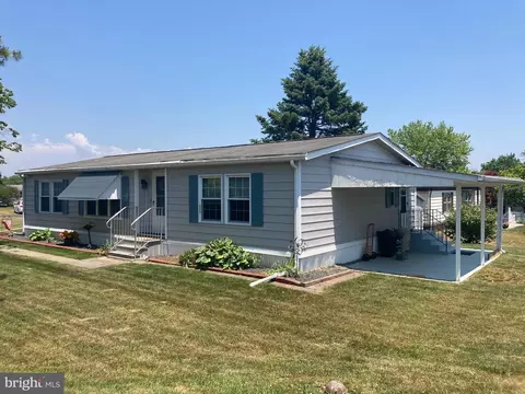 325 Running Brook Rd, North Wales, PA 19454