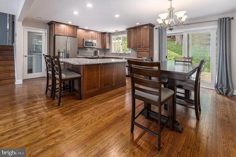 556 Forest Rd, Wayne, PA 19087 photo 7