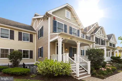 516 Old Lancaster Rd, Haverford, PA 19041