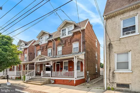 48 E 4th St, Bridgeport, PA 19405