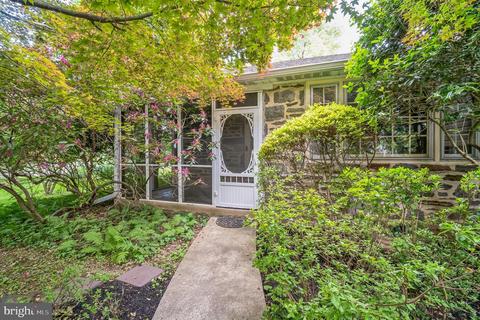 1029 Sunset Dr, Blue Bell, PA 19422