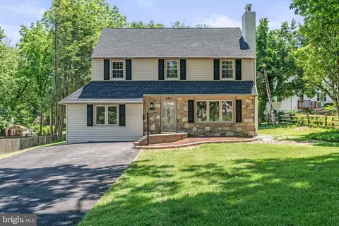 403 Valley View Rd, Willow Grove, PA 19090