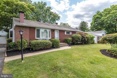 235 Roberts Ave, Horsham, PA 19044