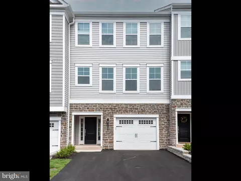 114 Harland Ave, Royersford, PA 19468