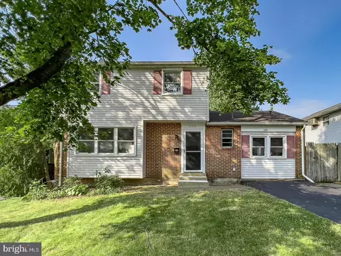 105 Pulaski St, Pottstown, PA 19464