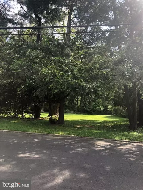 0 Woodward Dr, Huntingdon Valley, PA 19006