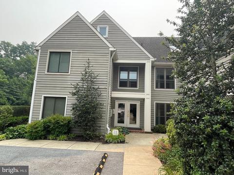 232 Church Rd #1-C, Ardmore, PA 19003