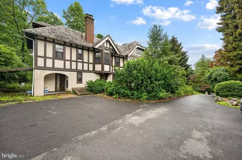 1005 Valley Rd, Elkins Park, PA 19027