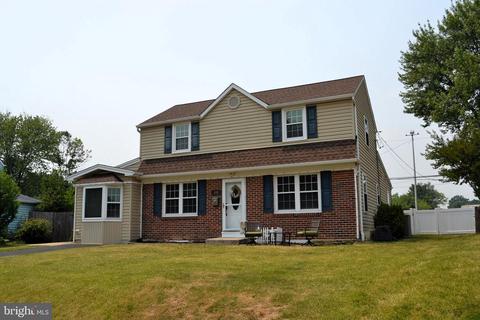 340 Forest Ave, Willow Grove, PA 19090