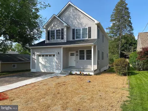 332 Wilson Rd, Hatboro, PA 19040