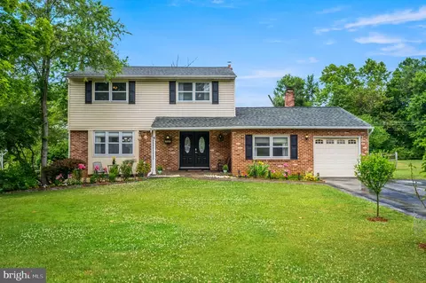 2405 Alan Rd, Norristown, PA 19401