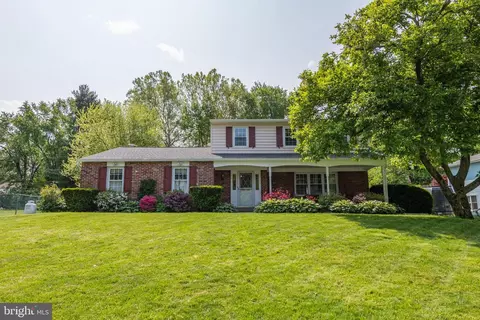 3809 Meyer Ln, Hatboro, PA 19040