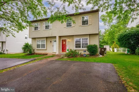 30 Church Rd, Horsham, PA 19044