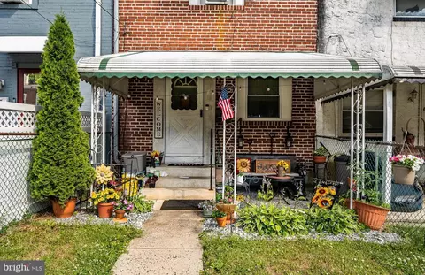 8 Stanbridge St, Norristown, PA 19401