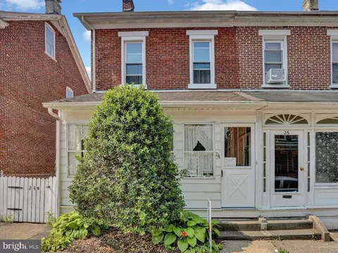 24 W 5th St, Pottstown, PA 19464
