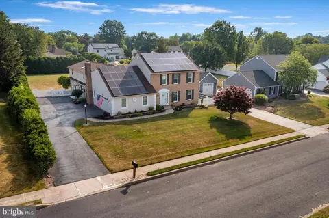 16 Shannon Way, Royersford, PA 19468