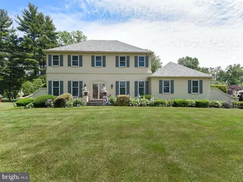 2956 Hemlock Dr, Norristown, PA 19401