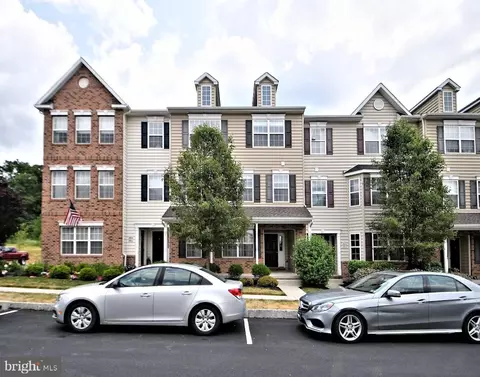 3019 Cloverdale Ave, Pennsburg, PA 18073