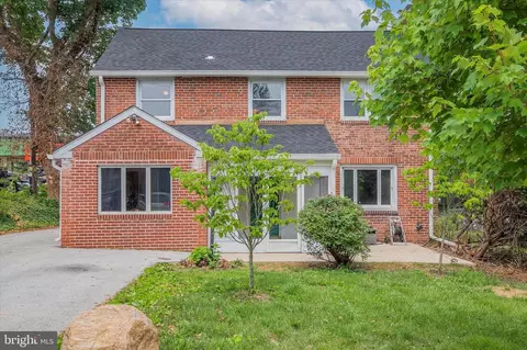 522 S Woodbine Ave, Narberth, PA 19072