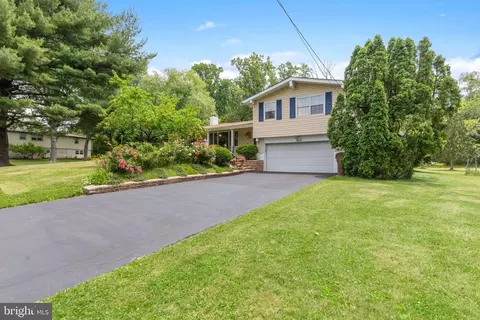 1639 Fort Washington Ave, Ambler, PA 19002