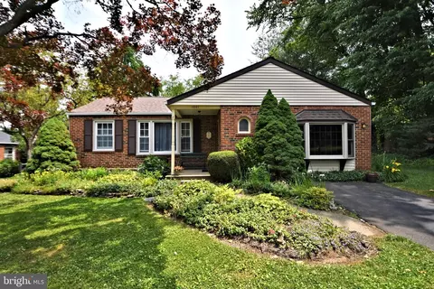 1001 Edann Rd, Oreland, PA 19075