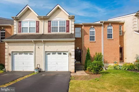 4004 Hoffman Ct, Collegeville, PA 19426