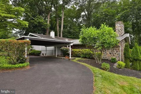 1116 Dixon Ln, Rydal, PA 19046