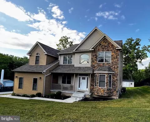 1751 W Township Line Rd, Blue Bell, PA 19422
