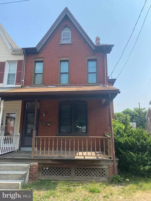 3 W 2nd St, Pottstown, PA 19464