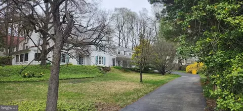 323 Aubrey Rd, Wynnewood, PA 19096
