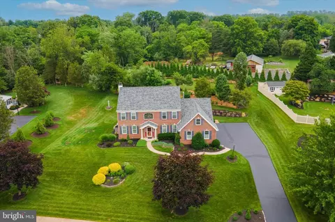 4175 Saddlebrook Rd, Collegeville, PA 19426