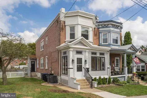110 E 10th Ave, Conshohocken, PA 19428