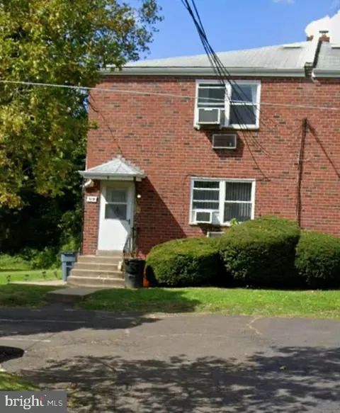 915 E Mermaid Ln, Glenside, PA 19038