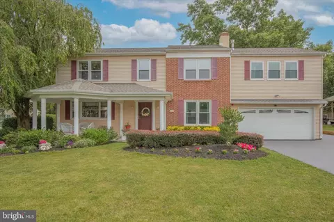 111 Forest Trl Dr, Lansdale, PA 19446