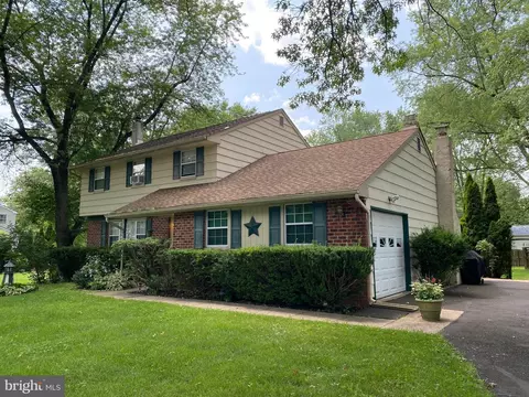 2624 E Orvilla Rd, Hatfield, PA 19440