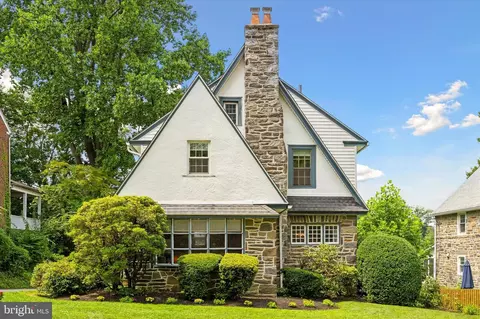 30 Henley Rd, Wynnewood, PA 19096